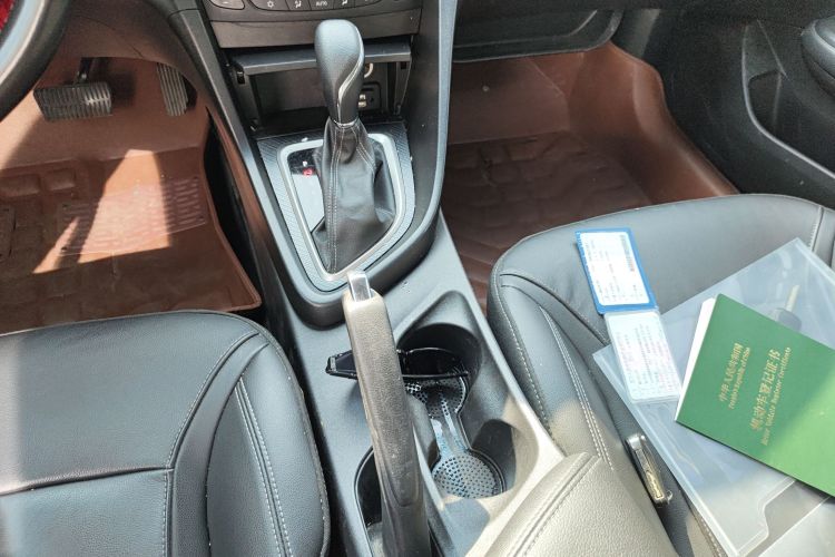 别克 英朗 2019款 18T 自动互联精英型 国V中控内饰18