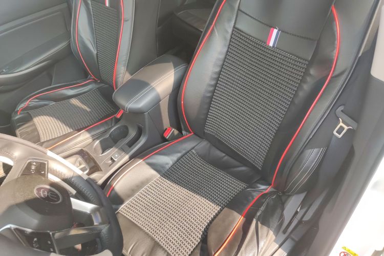 比亚迪 宋 2021款 经典版 1.5T 自动精英型局部细节19