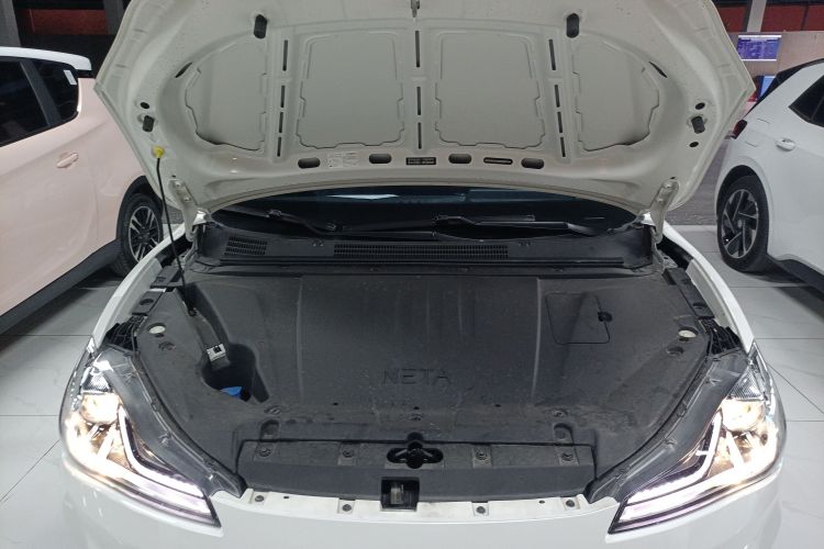 哪吒汽车 哪吒V 2022款 Pro 长续航智享版局部细节24