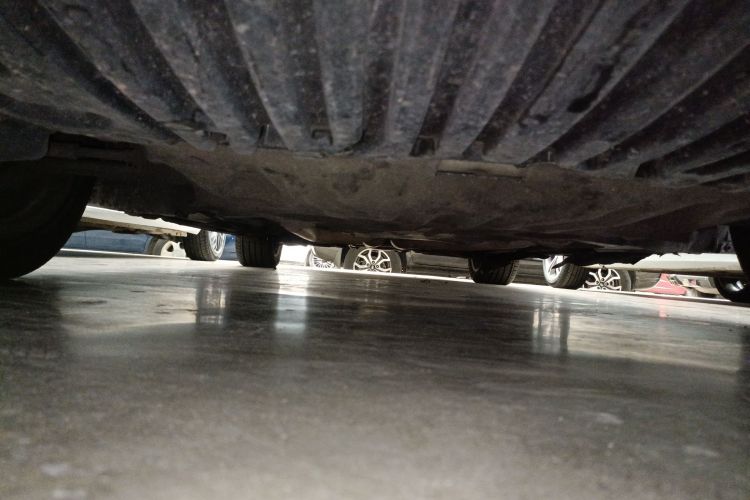 奔驰E级(进口) 2009款 E 300 优雅型局部细节9008