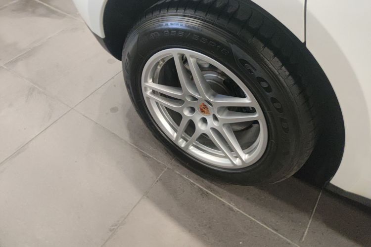 保时捷 2016款 Macan 2.0T车身外观6008