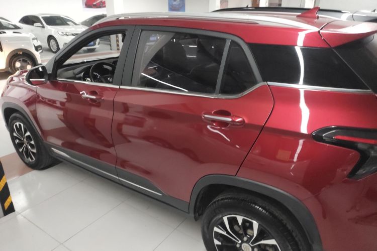 宝骏510 2017款 1.5L 手动豪华型车身外观6003