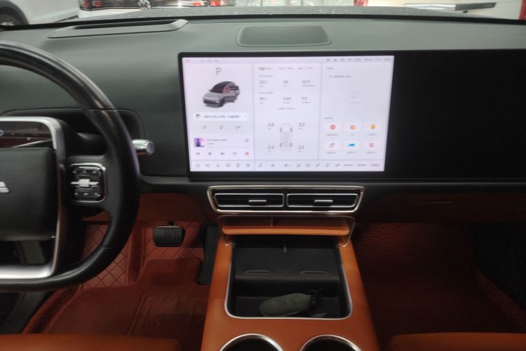 理想汽车 理想L8 2023款 Max局部细节16