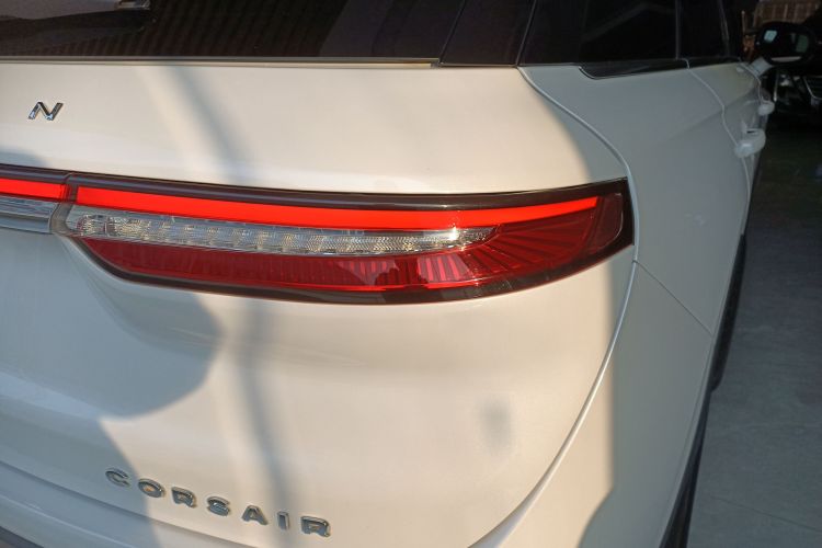 林肯 冒险家 2022款 2.0T 两驱尊享版车身外观9