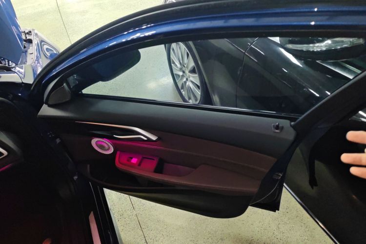 宝马1系 2021款 120i M运动曜夜版中控内饰7005