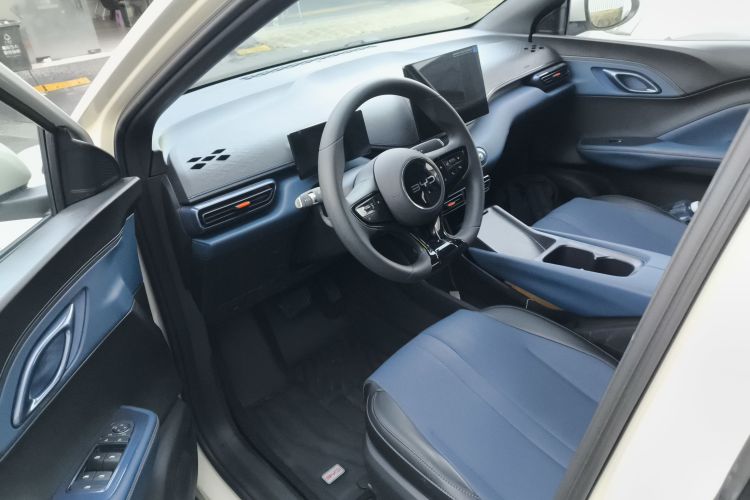 比亚迪 海鸥 2025款 智驾版 305km 活力版中控内饰20