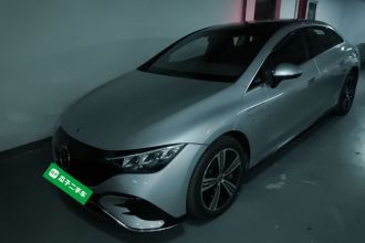 奔驰EQE 2022款 350 豪华版