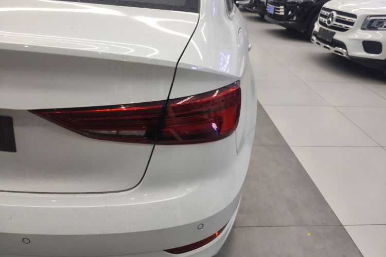 奥迪A3 2020款 Limousine 35 TFSI 时尚型 国VI车身外观9