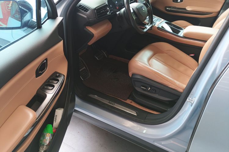 蔚来ES6 2020款 465KM 性能版中控内饰7003