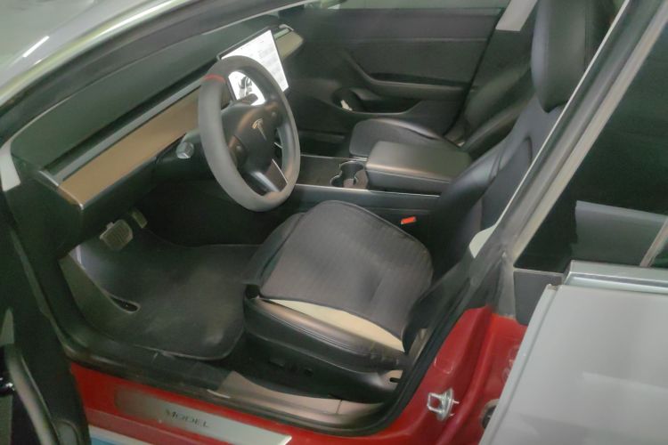 特斯拉 Model 3 2020款 改款 长续航后轮驱动版中控内饰19