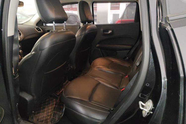 Jeep 指南者 2017款 200T 自动家享版中控内饰21