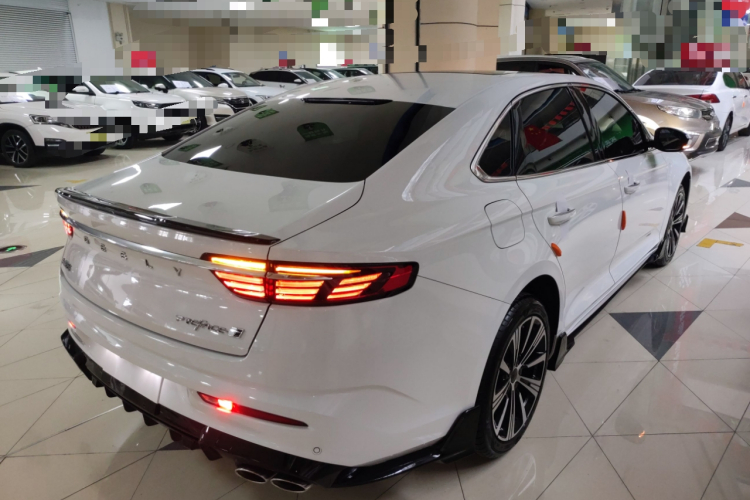 吉利汽车 星瑞 2025款 东方曜 2.0TD 揽星版车身外观6005