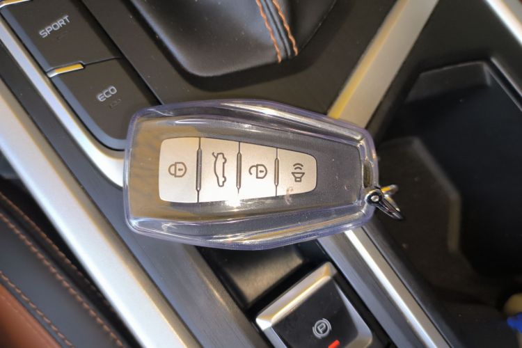 吉利汽车 远景X6 2020款 1.4T CVT尊贵型中控内饰7001