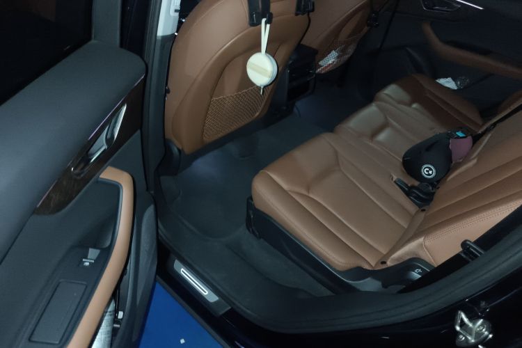 奥迪Q7 2021款 55 TFSI quattro S line运动型中控内饰21