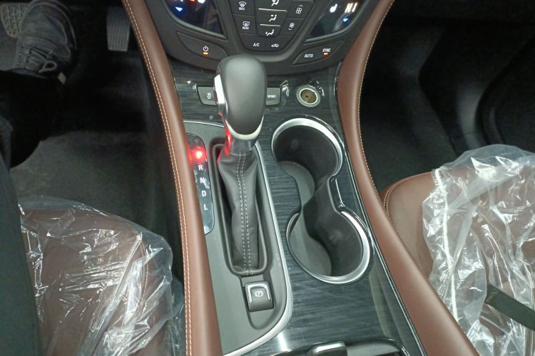 别克 昂科威 2019款 28T 四驱精英型 国VI局部细节18