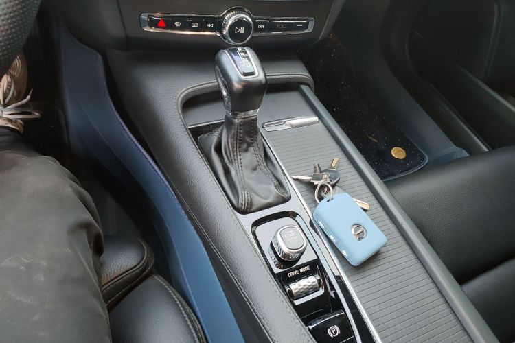 沃尔沃V90 2017款 Cross Country T5 AWD 智远版中控内饰18