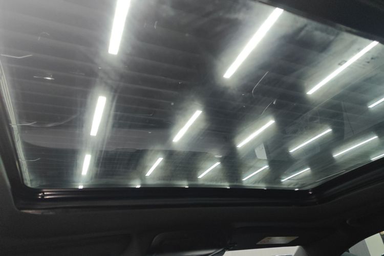 凯迪拉克XT4 2021款 28T 两驱技术型中控内饰22