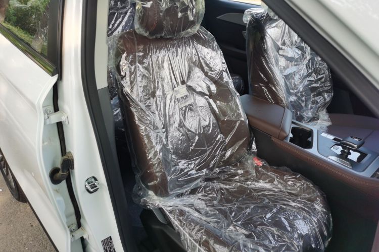 捷途X90 2024款 1.6T DCT 麒麟版 7座局部细节41