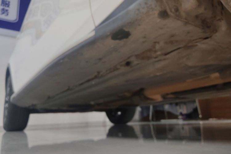 奔驰GLC 2021款 GLC 260 L 4MATIC 豪华型局部细节9001