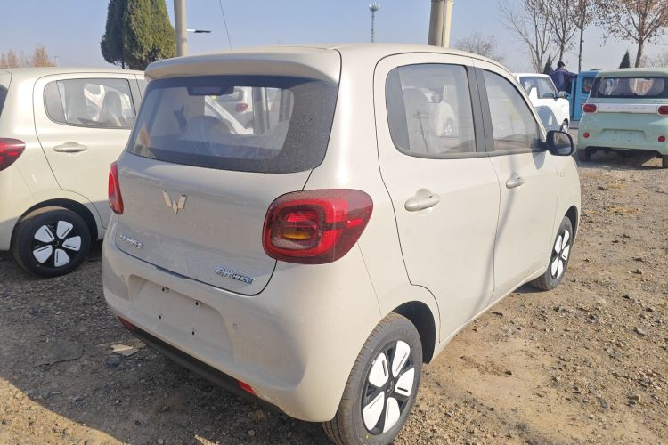 五菱汽车 宏光MINIEV 2025款 四门版 进阶款车身外观7