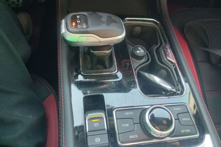 北京BJ40 2020款 2.0T 自动四驱致敬2020版侠客型中控内饰18