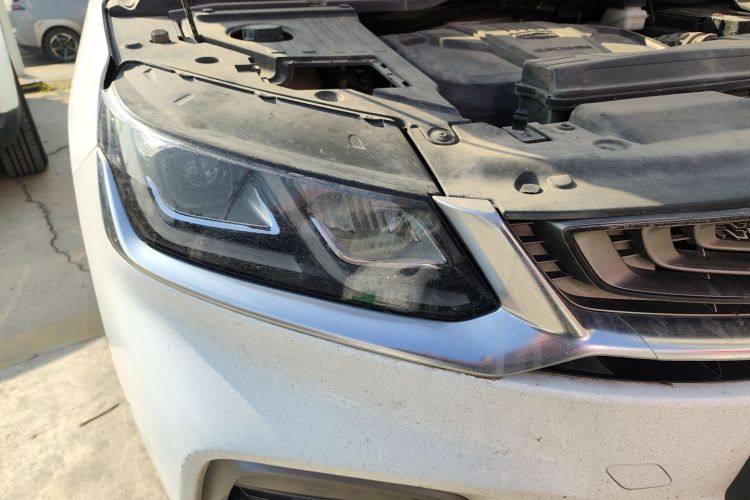 吉利汽车 缤越 2019款 260T DCT骑士 国VI车身外观8