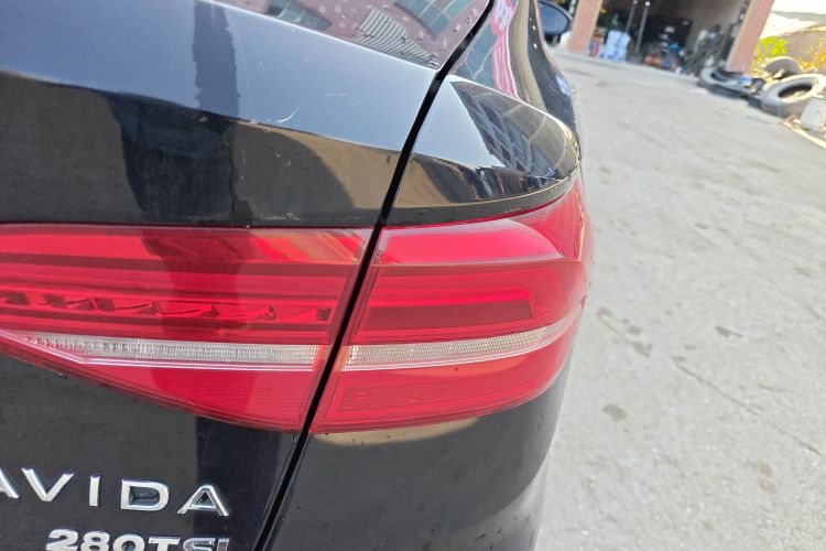 大众 朗逸 2021款 1.5L 自动舒适版车身外观9