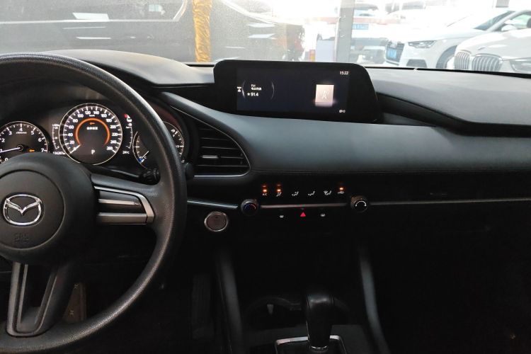 马自达3 昂克赛拉 2020款 1.5L 自动质美版中控内饰16