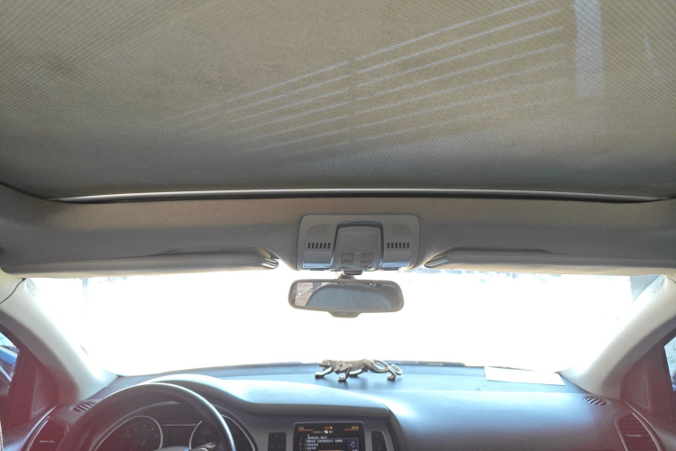 奥迪Q7 2015款 35 TFSI 进取型局部细节22