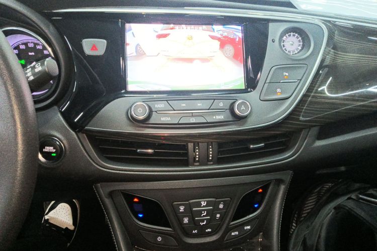 别克 昂科威 2021款 532T 两驱领先型中控内饰16