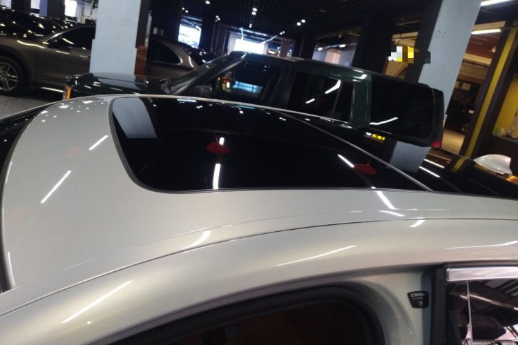 宝马7系 2018款 740Li xDrive 尊享型 M运动套装车身外观57