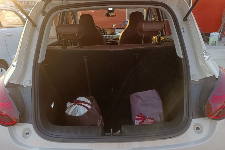 五菱汽车 五菱缤果 2023款 333km 悦享+款局部细节23