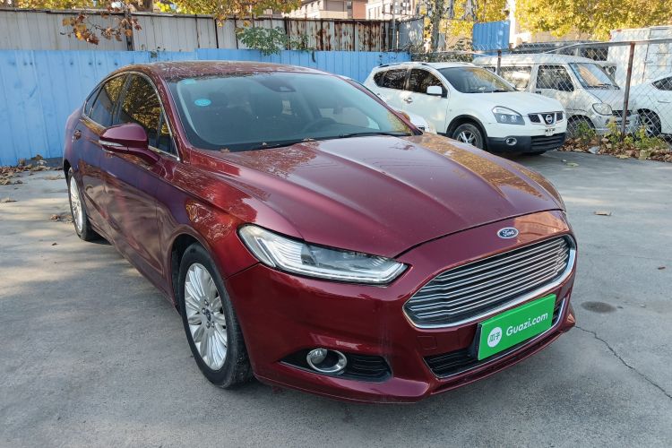 福特 蒙迪欧 2013款 2.0L GTDi200时尚型车身外观3