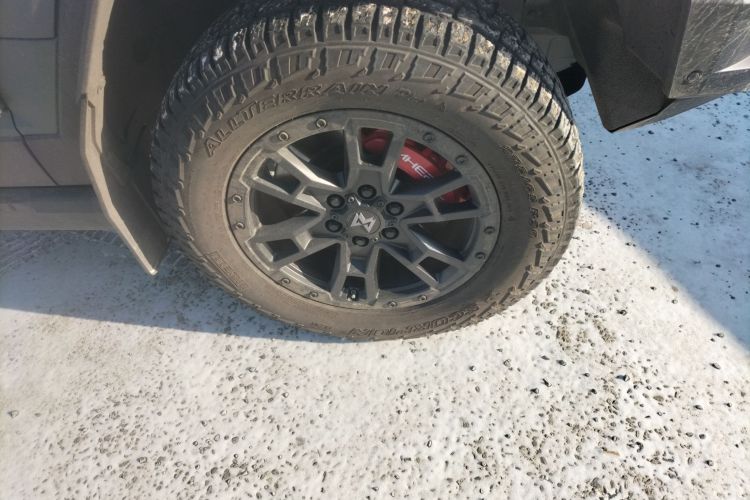 猛士917 2023款 增程基础版车身外观10