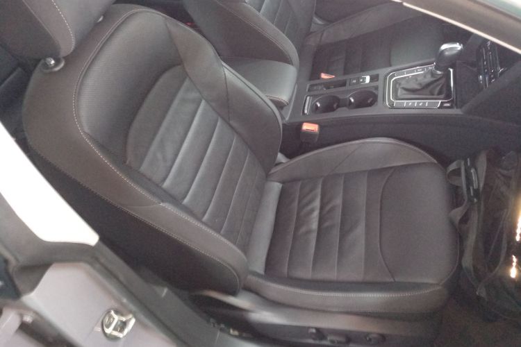 一汽-大众CC 2023款 380TSI 夺目版局部细节41