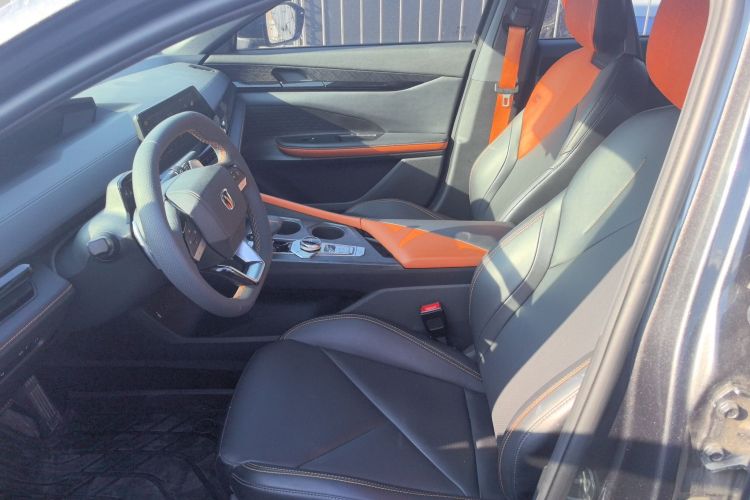 长安UNI-V 2022款 1.5T 尊贵型局部细节19