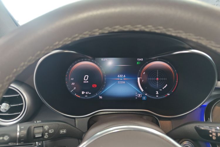 奔驰GLC 2021款 GLC 260 L 4MATIC 豪华型局部细节14