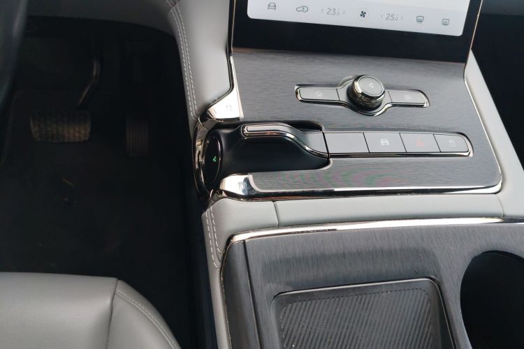 蔚来ES6 2020款 455KM 运动版中控内饰18