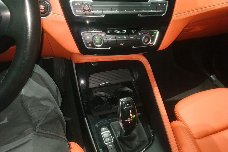 宝马X2 2021款 改款 sDrive25i M运动套装局部细节18