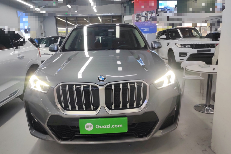 宝马X1 2023款 sDrive25Li M运动套装车身外观2