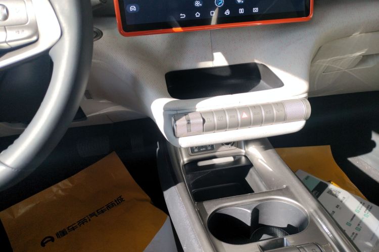 比亚迪 海豚 2021款 405km 时尚版中控内饰18