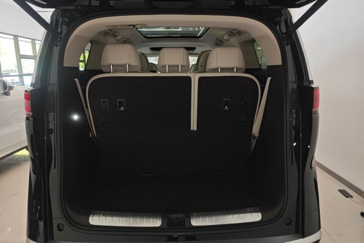 腾势D9 2024款 EV 600 四驱旗舰型机舱底盘23