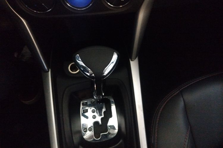 雪铁龙C3-XR 2015款 1.6L 自动先锋型局部细节18