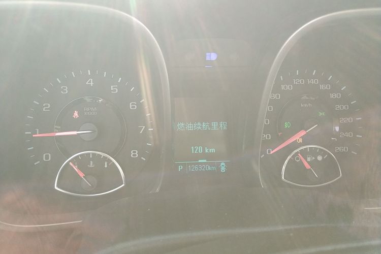 雪佛兰 迈锐宝 2013款 2.4L 自动豪华版中控内饰14