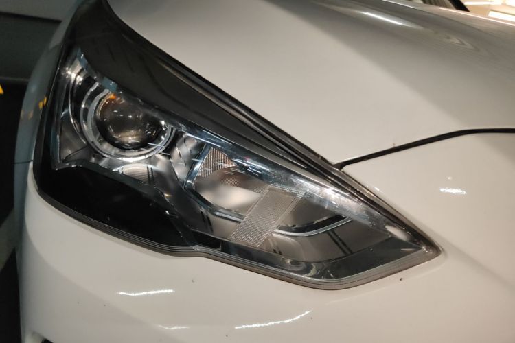 哈弗M6 2019款 1.5T DCT两驱精英型 国VI车身外观8