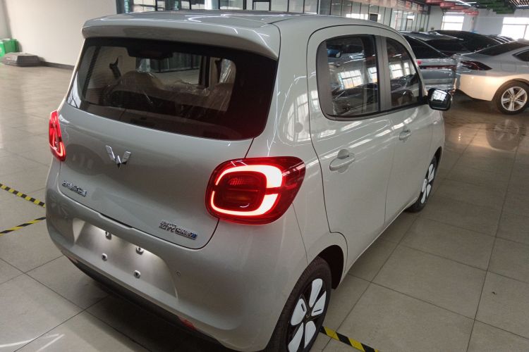 五菱汽车 宏光MINIEV 2025款 四门版 进阶款车身外观6005