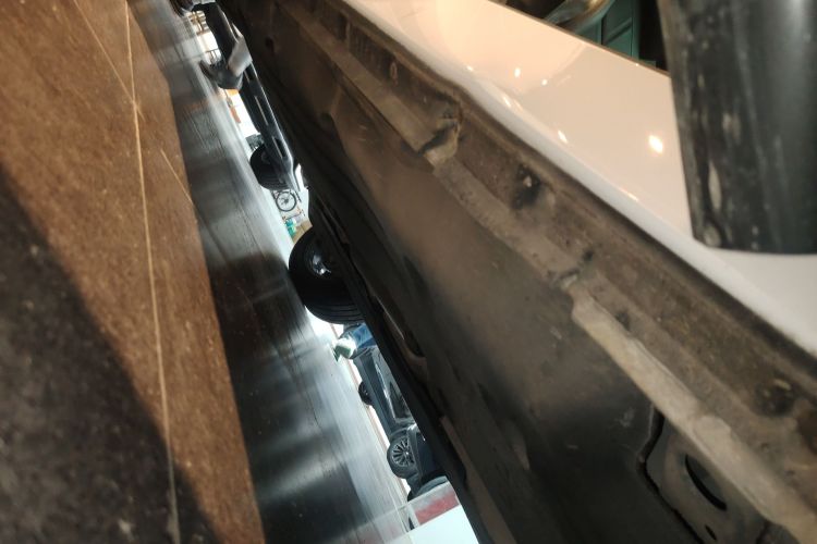 路虎 揽胜极光 2021款 极光L 249PS R-Dynamic S 性能版局部细节9001