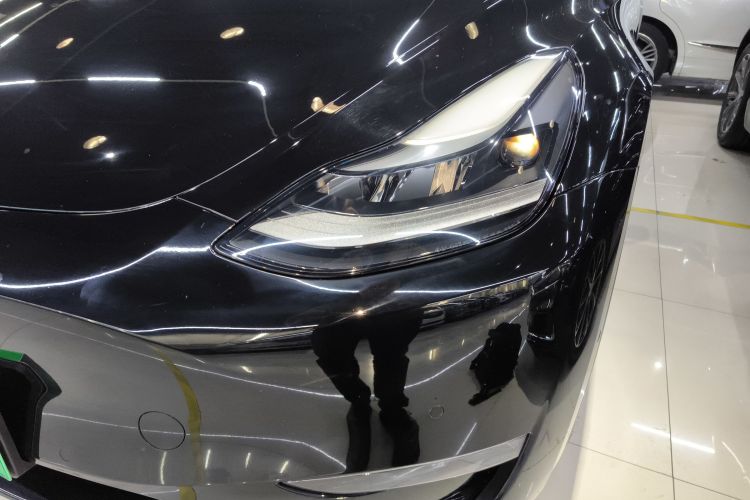 特斯拉 Model Y 2022款 长续航全轮驱动版局部细节36