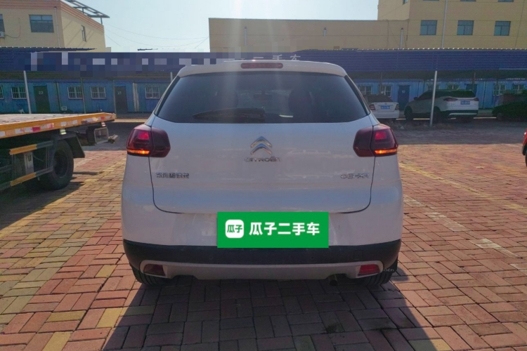 雪铁龙C3-XR 2015款 1.6L 自动先锋型车身外观6