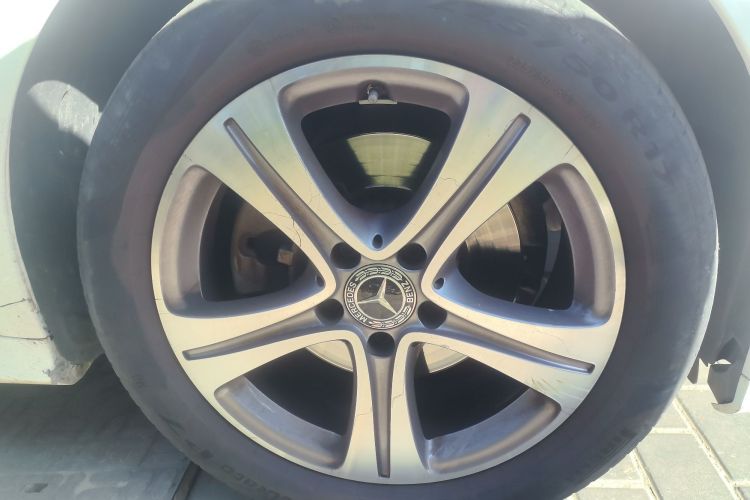 奔驰C级 2021款 C 260 L 运动版车身外观10